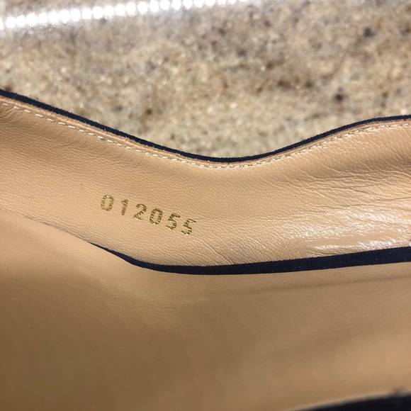 CHLOE Laurena Scallop Slingback Pump - Picture 12 of 16